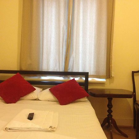 70 Hockley Avenue Hotel บาร์คกิ้ง ภายนอก รูปภาพ